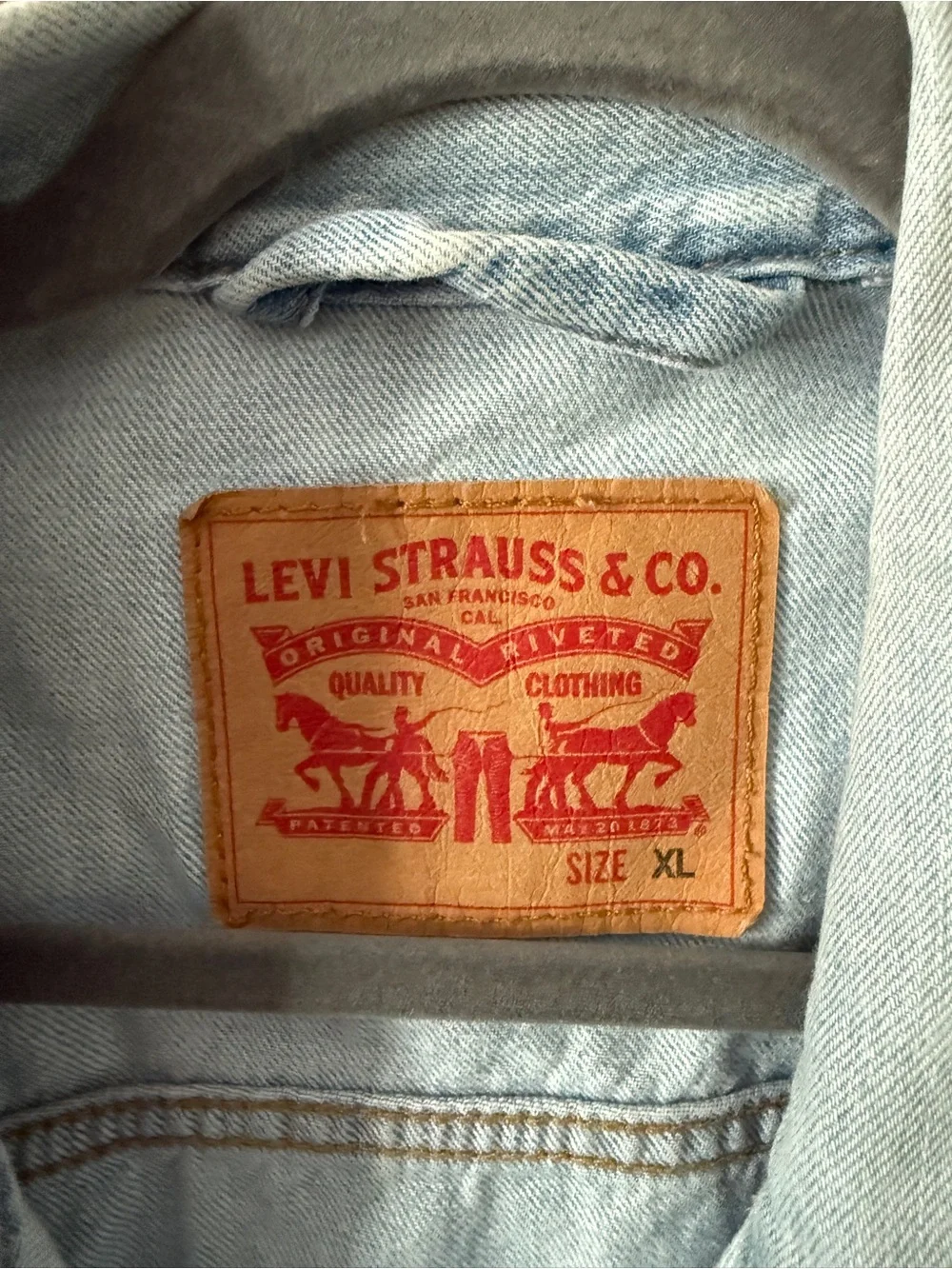 Levi's Light Wash Denim Trucker Jacket in Pale Blue - Picture 8 of 9